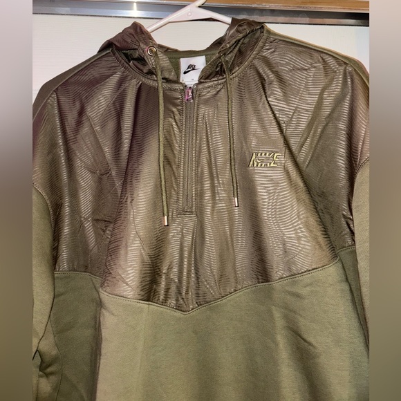 NWT Nike Icon Clash Quarter Zip Hoodie - Picture 12 of 12